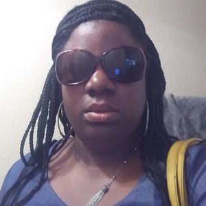 Meet your Posher, Ellen